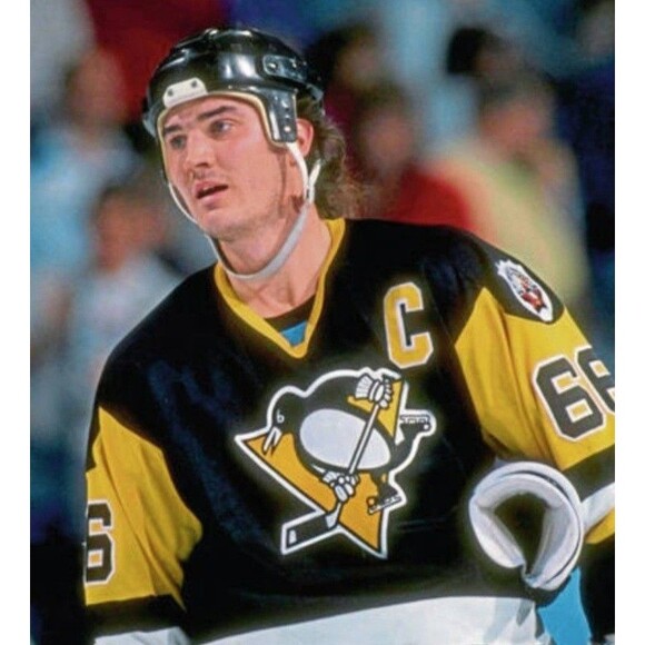 Mario Lemieux (CCM)-(Penguins)-(Yellow)-(Jersey)-(New Cond.)-(Size:XL)-$110.00 - Picture 2 of 12